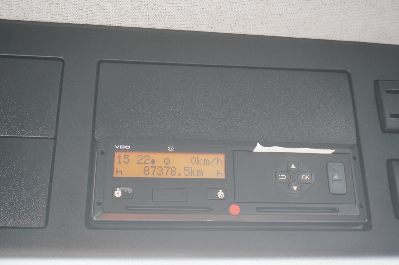 MERCEDES-BENZ Arocs 1833 / 87,000 km!!! / Hds HIAB X-DUO 128 B-2 / three-sided tipper - Camión caja abierta, Camión grúa: foto 2 MERCEDES-BENZ Arocs 1833 / 87,000 km!!! / Hds HIAB X-DUO 128 B-2 / three-sided tipper - Camión caja abierta, Camión grúa: foto 2