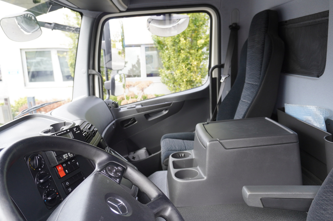 Leasing de MERCEDES-BENZ Atego 1530 E6 Lamberet refrigerated truck 17 pallets / load capacity 7t MERCEDES-BENZ Atego 1530 E6 Lamberet refrigerated truck 17 pallets / load capacity 7t: foto 17