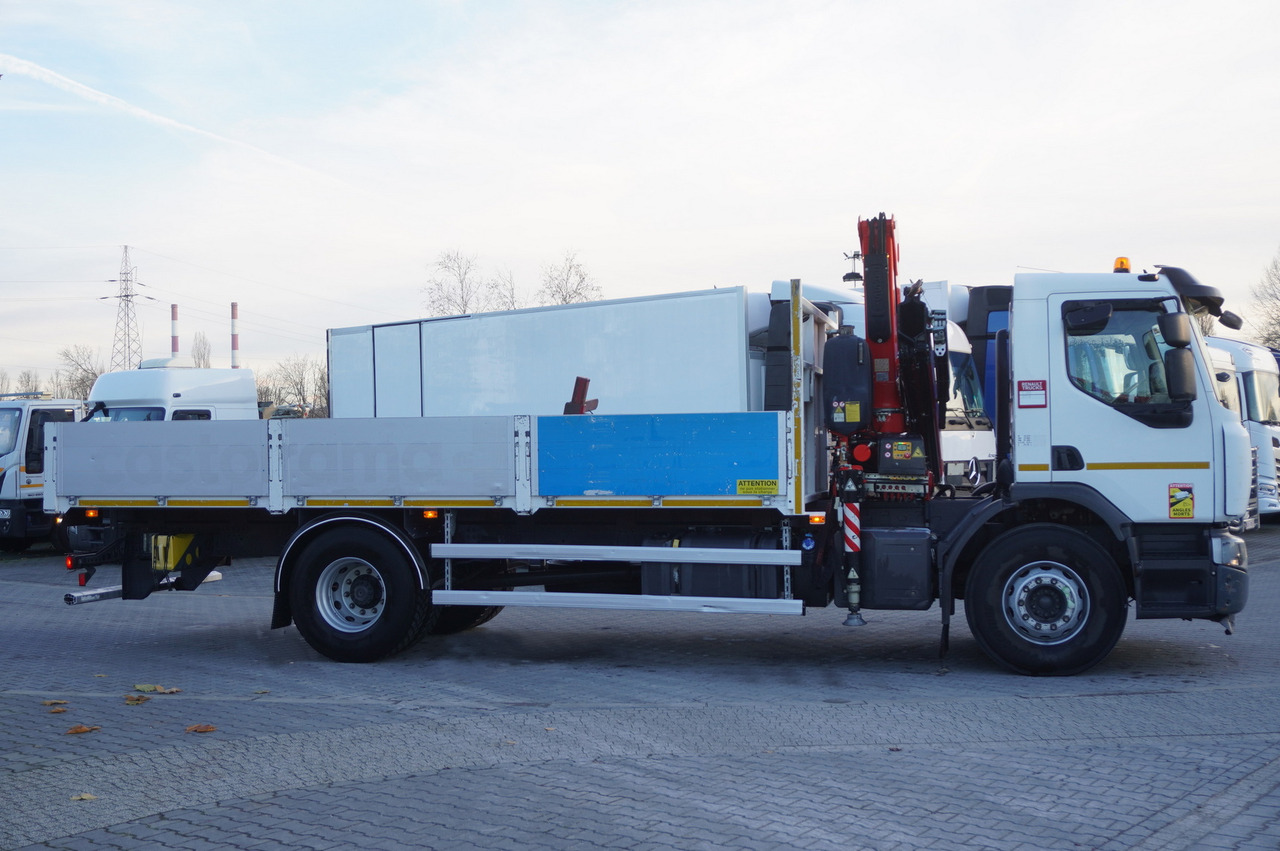 RENAULT C280 DTI 8 / FASSI crane 5.6 T / range 8 m / Flatbed 15 EPAL - Camión caja abierta, Camión grúa: foto 4 RENAULT C280 DTI 8 / FASSI crane 5.6 T / range 8 m / Flatbed 15 EPAL - Camión caja abierta, Camión grúa: foto 4