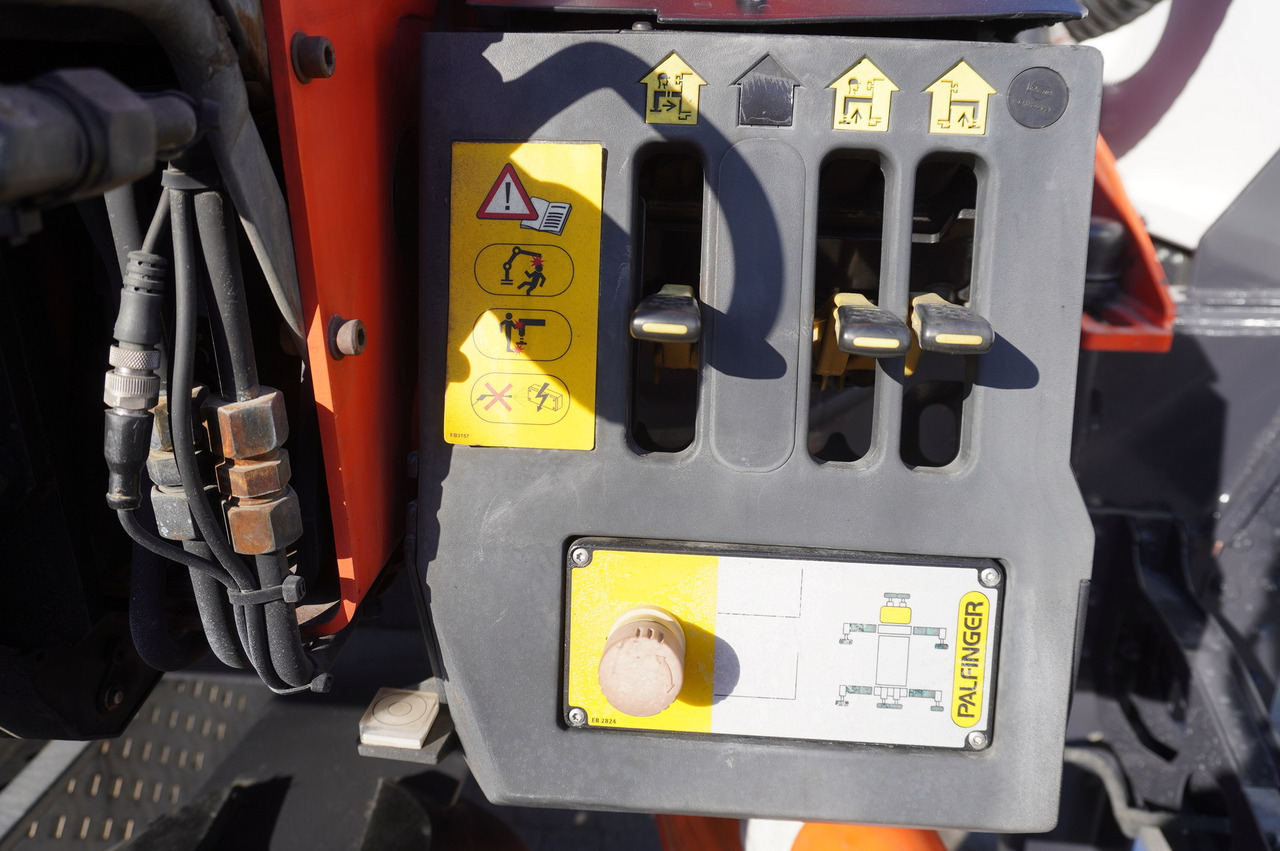 Camión caja abierta, Camión grúa RENAULT C380 / 6x4 / HDS Palfinger PK 18002-EH 6000 kg: foto 6