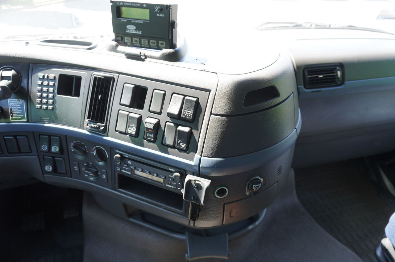 Camión frigorífico VOLVO FH 440 E5 6×2 Schmitz Refrigerator – pass-through Set 38 pallets: foto 20