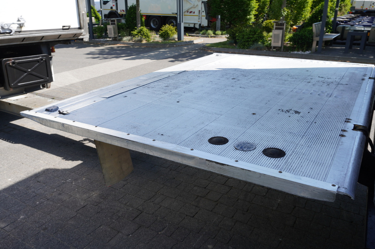 Camión frigorífico VOLVO FH 440 E5 6×2 Schmitz Refrigerator – pass-through Set 38 pallets: foto 13