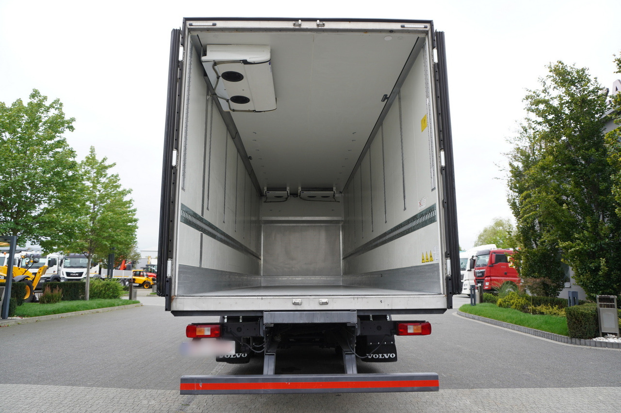 VOLVO FH 460 / Krone refrigerator 23 EPAL! / Carrier Supra 1250 MT Silent / Multitemperature / Steered axle - Camión frigorífico: foto 4 VOLVO FH 460 / Krone refrigerator 23 EPAL! / Carrier Supra 1250 MT Silent / Multitemperature / Steered axle - Camión frigorífico: foto 4