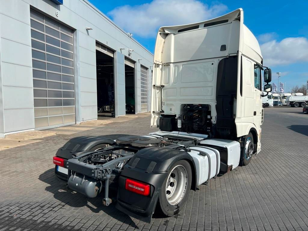 DAF XF 480 FT SSC Low Deck TraXon Intarder 2 x Tank - Cabeza tractora: foto 4 DAF XF 480 FT SSC Low Deck TraXon Intarder 2 x Tank - Cabeza tractora: foto 4