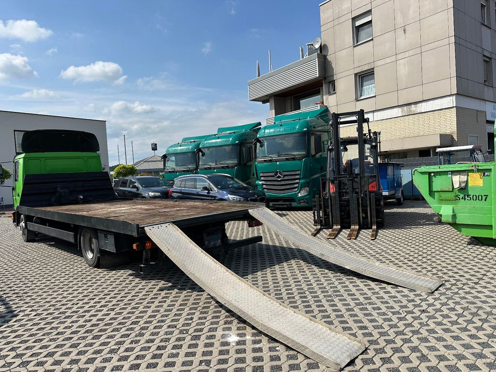 MAN 8,224 mit elekt. Seilwinde und Alurampen - Grua de remolque autos: foto 4 MAN 8,224 mit elekt. Seilwinde und Alurampen - Grua de remolque autos: foto 4