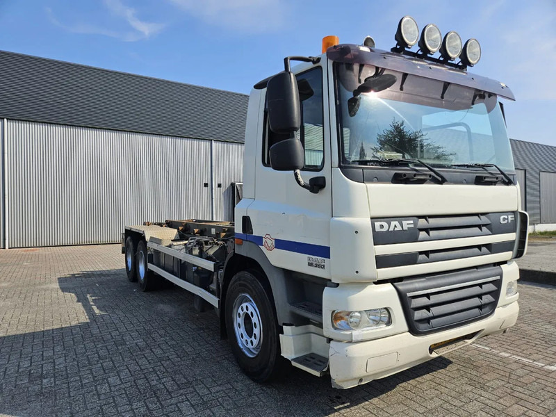 DAF CF 85 360 Manual 10 Tyres - Camión chasis: foto 2 DAF CF 85 360 Manual 10 Tyres - Camión chasis: foto 2