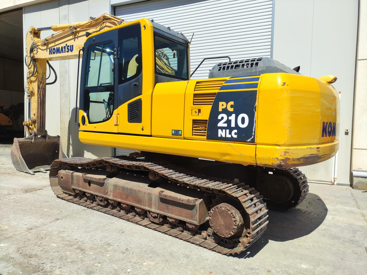 KOMATSU PC210NLC-8 - Excavadora de cadenas: foto 4 KOMATSU PC210NLC-8 - Excavadora de cadenas: foto 4
