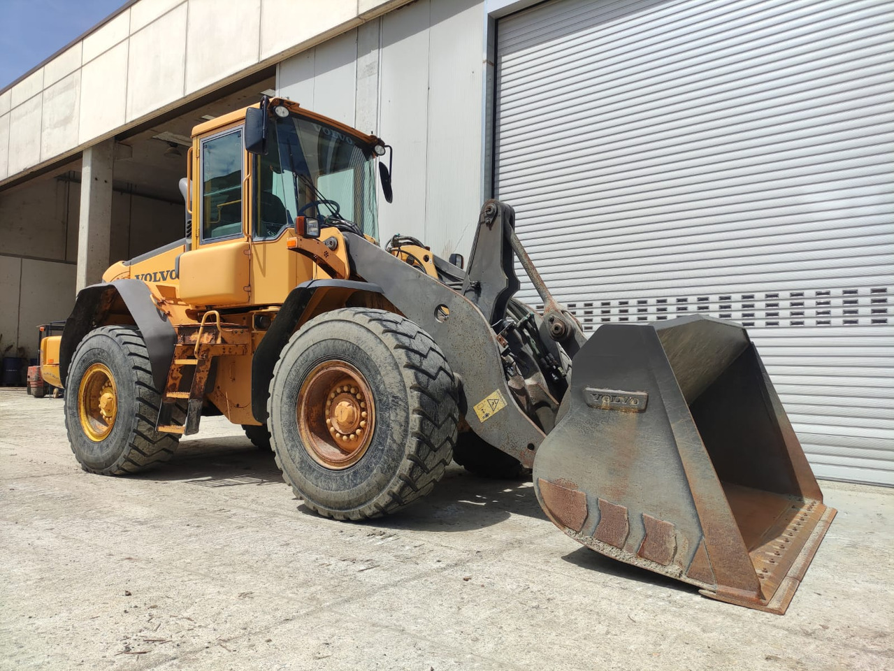 VOLVO L90E - Cargadora de ruedas: foto 3 VOLVO L90E - Cargadora de ruedas: foto 3