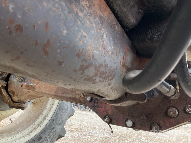 1998 New Holland TS90 4WD Tractor - Tractor: foto 5 1998 New Holland TS90 4WD Tractor - Tractor: foto 5