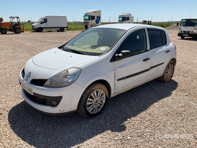 2008 Renault Clio 1.5D (Inoperable) Automobile - Coche: foto 1 2008 Renault Clio 1.5D (Inoperable) Automobile - Coche: foto 1