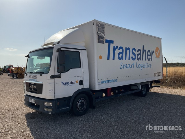 2011 MAN TGL 8.180 4x2 4x2 (Inoperable) Van Truck - Furgón: foto 2 2011 MAN TGL 8.180 4x2 4x2 (Inoperable) Van Truck - Furgón: foto 2