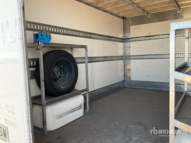 2021 Renault Master 4x2 Van Truck - Camión caja cerrada: foto 4 2021 Renault Master 4x2 Van Truck - Camión caja cerrada: foto 4