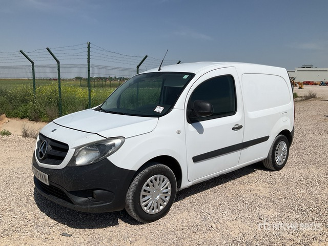 2017 Mercedes-Benz Citan Cargo Van - Furgoneta: foto 2 2017 Mercedes-Benz Citan Cargo Van - Furgoneta: foto 2