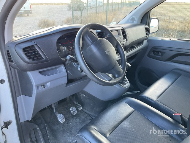 2021 Peugeot Expert Cargo Van - Furgoneta: foto 5 2021 Peugeot Expert Cargo Van - Furgoneta: foto 5