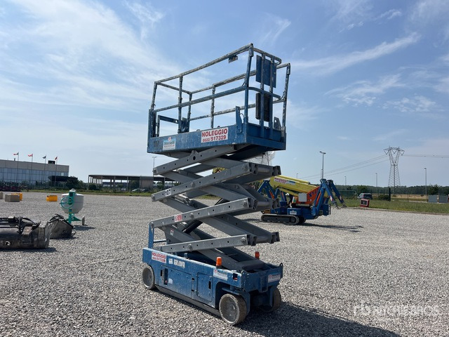 2006 Genie GS2632 Scissor Lift - Plataforma de tijeras: foto 2 2006 Genie GS2632 Scissor Lift - Plataforma de tijeras: foto 2