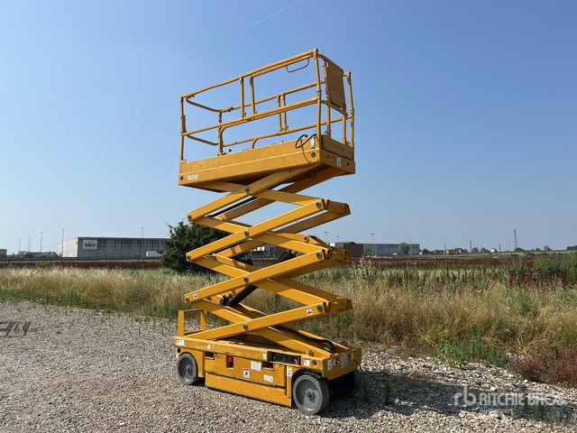 2007 Haulotte Compact 10N Electric Scissor Lift - Plataforma de tijeras: foto 1 2007 Haulotte Compact 10N Electric Scissor Lift - Plataforma de tijeras: foto 1