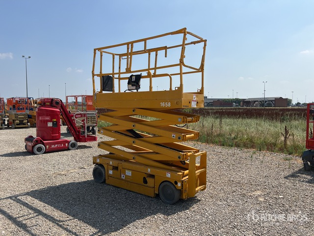 2007 Haulotte Compact 10N Electric Scissor Lift - Plataforma de tijeras: foto 3 2007 Haulotte Compact 10N Electric Scissor Lift - Plataforma de tijeras: foto 3