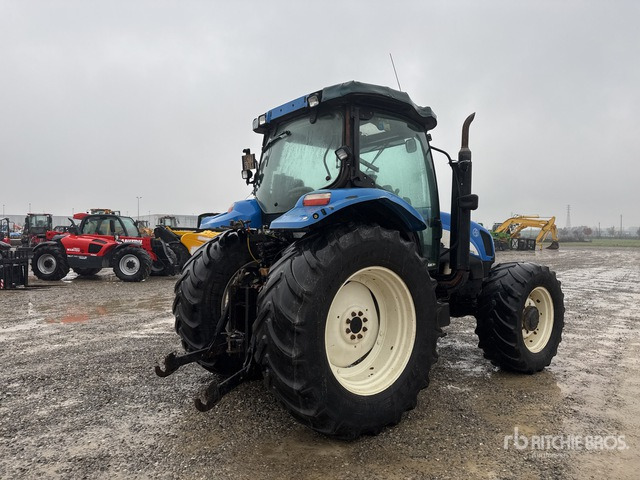 2008 New Holland TS135A Plus 4WD Tractor - Tractor: foto 3 2008 New Holland TS135A Plus 4WD Tractor - Tractor: foto 3