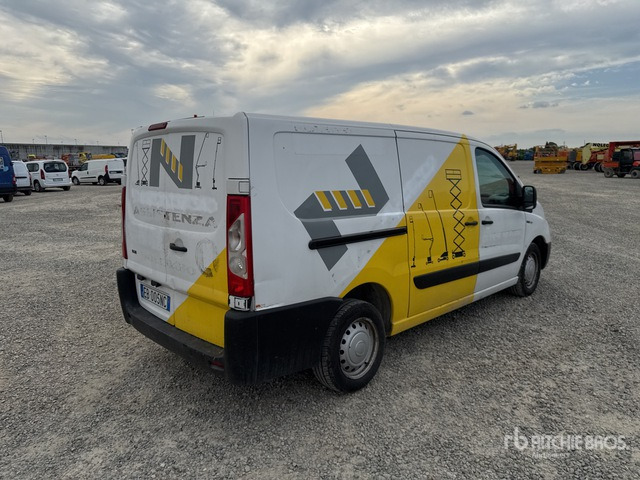 2009 Fiat Scudo Autocarro furgonato - Furgoneta pequeña: foto 3 2009 Fiat Scudo Autocarro furgonato - Furgoneta pequeña: foto 3