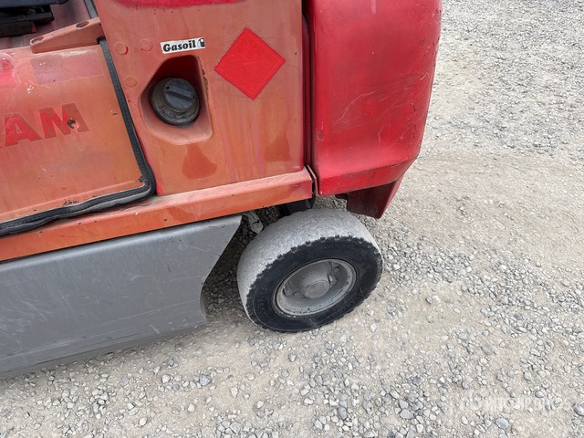 2009 Nissan Y1D2A250 2250 kg Forklift - Carretilla elevadora diésel: foto 4 2009 Nissan Y1D2A250 2250 kg Forklift - Carretilla elevadora diésel: foto 4