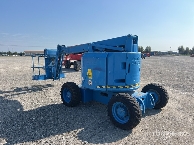 2015 Genie Z-34/22 (Inoperable) Articulating Boom Lift - Plataforma articulada: foto 3 2015 Genie Z-34/22 (Inoperable) Articulating Boom Lift - Plataforma articulada: foto 3