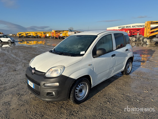 2016 Fiat Panda 1.3 MJT 80CV SES POP Van Truck - Camión caja cerrada: foto 1 2016 Fiat Panda 1.3 MJT 80CV SES POP Van Truck - Camión caja cerrada: foto 1