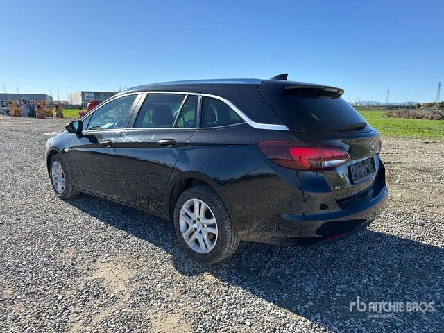 2017 Opel Astra Sport Tourer Automobile - Coche: foto 4 2017 Opel Astra Sport Tourer Automobile - Coche: foto 4