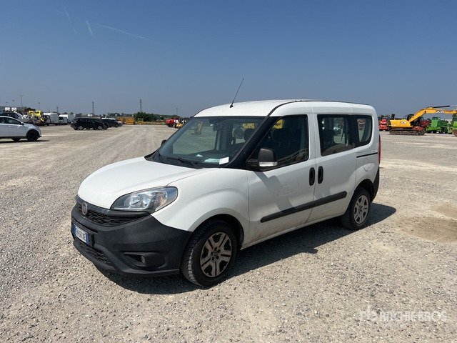 2018 Fiat Doblo COMBI 1.3 MJT 16V SX N1 Van Truck - Furgón: foto 1 2018 Fiat Doblo COMBI 1.3 MJT 16V SX N1 Van Truck - Furgón: foto 1