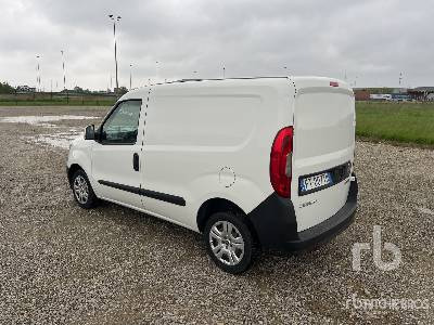 FIAT DOBLO - Camión caja cerrada: foto 2 FIAT DOBLO - Camión caja cerrada: foto 2