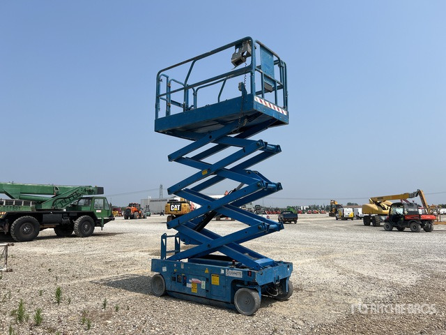 Genie Scissor Lift - Plataforma de tijeras: foto 2 Genie Scissor Lift - Plataforma de tijeras: foto 2