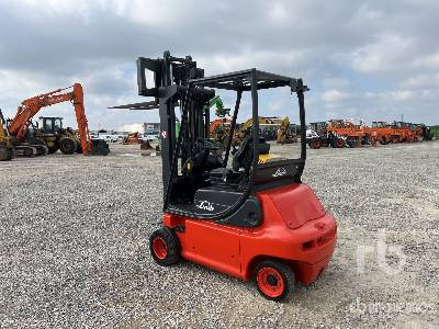 LINDE E20P-02 2000 kg - Carretilla elevadora eléctrica: foto 2 LINDE E20P-02 2000 kg - Carretilla elevadora eléctrica: foto 2