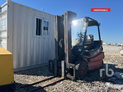LINDE E25-02 2500 kg - Carretilla elevadora eléctrica: foto 1 LINDE E25-02 2500 kg - Carretilla elevadora eléctrica: foto 1