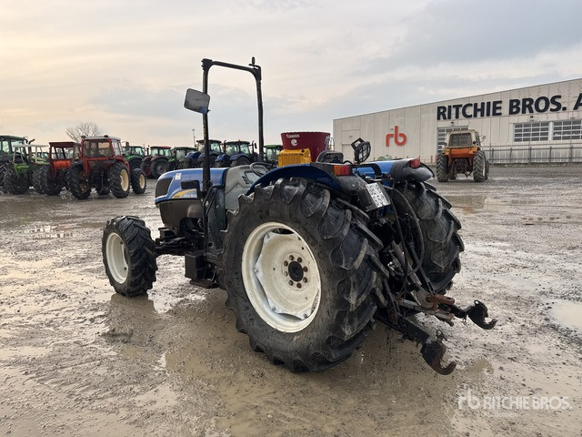 New Holland T4050F 4WD Tractor - Tractor: foto 2 New Holland T4050F 4WD Tractor - Tractor: foto 2