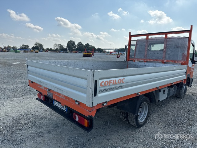 Nissan Cabstar NT400 Autocarro cassone fisso - Camión caja abierta: foto 5 Nissan Cabstar NT400 Autocarro cassone fisso - Camión caja abierta: foto 5