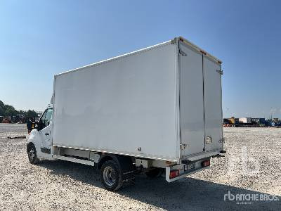 RENAULT MASTER - Camión caja cerrada: foto 2 RENAULT MASTER - Camión caja cerrada: foto 2
