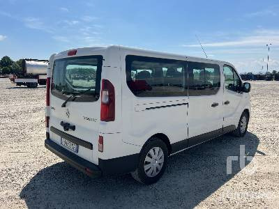 RENAULT TRAFIC 9 seats - Camión caja cerrada: foto 3 RENAULT TRAFIC 9 seats - Camión caja cerrada: foto 3