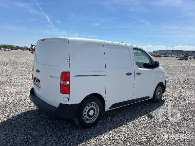 TOYOTA PROACE - Camión caja cerrada: foto 3 TOYOTA PROACE - Camión caja cerrada: foto 3