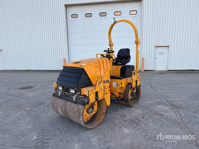 2010 Ammann AV26-2 Compacteur Vibrant Tandem Double Drum Roller - Apisonadora de asfalto: foto 2 2010 Ammann AV26-2 Compacteur Vibrant Tandem Double Drum Roller - Apisonadora de asfalto: foto 2