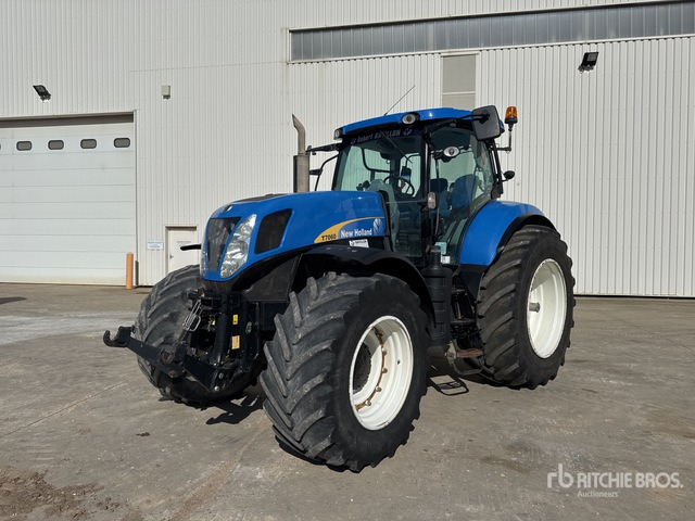 2011 New Holland T7060 Power Command Tracteur Agricole 4WD Tractor - Tractor: foto 2 2011 New Holland T7060 Power Command Tracteur Agricole 4WD Tractor - Tractor: foto 2