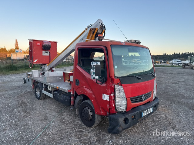 2015 Renault Maxity 2015 Multitel 145 ALU 16 m on 4 ... Bucket Truck - Camión con plataforma elevadora: foto 1 2015 Renault Maxity 2015 Multitel 145 ALU 16 m on 4 ... Bucket Truck - Camión con plataforma elevadora: foto 1