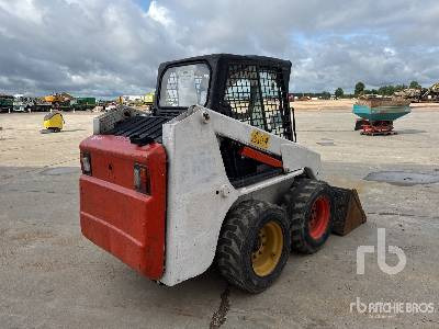 BOBCAT S130 Chargeuse Compacte - Minicargadora: foto 3 BOBCAT S130 Chargeuse Compacte - Minicargadora: foto 3
