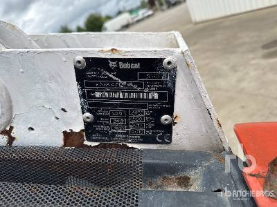 BOBCAT S130 Mini Chargeuse Compacte - Minicargadora: foto 5 BOBCAT S130 Mini Chargeuse Compacte - Minicargadora: foto 5