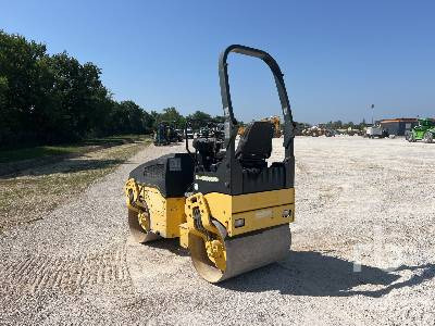BOMAG BW100AD-4 Compacteur Vibrant Tandem - Apisonadora de asfalto: foto 2 BOMAG BW100AD-4 Compacteur Vibrant Tandem - Apisonadora de asfalto: foto 2