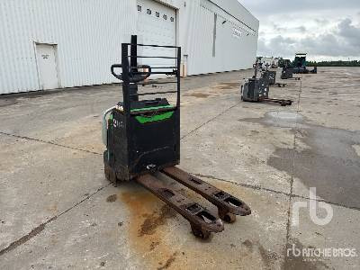 CESAB P320 2000 kg Electric Transpalette E ... - Transpaleta: foto 4 CESAB P320 2000 kg Electric Transpalette E ... - Transpaleta: foto 4