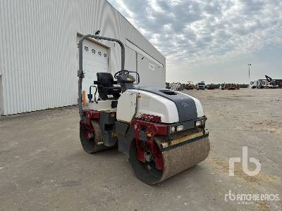 DYNAPAC CC1300 Compacteur Vibrant Tandem - Apisonadora de asfalto: foto 4 DYNAPAC CC1300 Compacteur Vibrant Tandem - Apisonadora de asfalto: foto 4