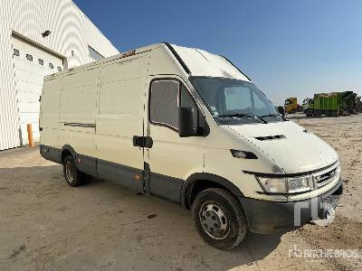 IVECO DAILY 35C12 Vehicule Utilitaire - Furgón: foto 4 IVECO DAILY 35C12 Vehicule Utilitaire - Furgón: foto 4