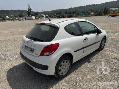 PEUGEOT 207 - Coche: foto 3 PEUGEOT 207 - Coche: foto 3