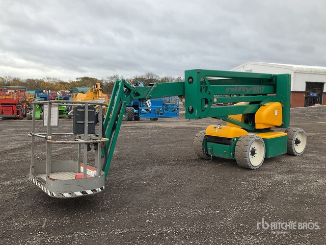 2008 Nifty-Lift HR17 2WD Electric (Inoperable) Articulating Boom Lift - Plataforma articulada: foto 2 2008 Nifty-Lift HR17 2WD Electric (Inoperable) Articulating Boom Lift - Plataforma articulada: foto 2
