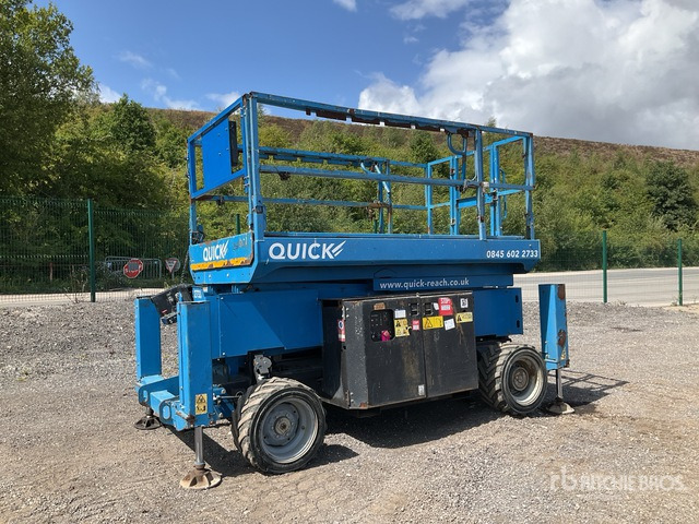 2014 Genie GS2669RT 4x4 Diesel Scissor Lift - Plataforma de tijeras: foto 2 2014 Genie GS2669RT 4x4 Diesel Scissor Lift - Plataforma de tijeras: foto 2