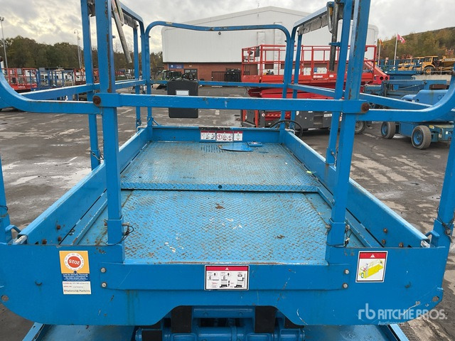 2014 Haulotte Compact 12DX 4x4 Diesel Scissor Lift - Plataforma de tijeras: foto 5 2014 Haulotte Compact 12DX 4x4 Diesel Scissor Lift - Plataforma de tijeras: foto 5